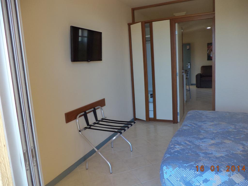 Coral Inn Βιτόρια Εξωτερικό φωτογραφία